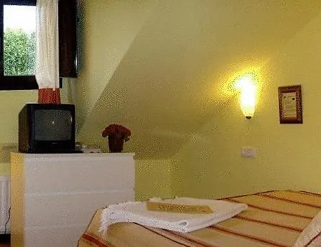 Hotell Foronda 2*